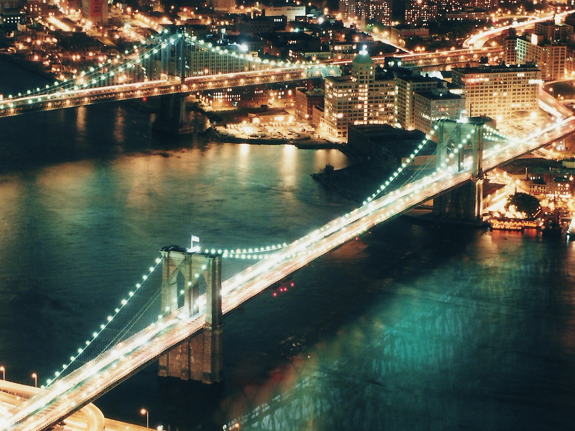 BrooklynBridgeAtNight.jpg